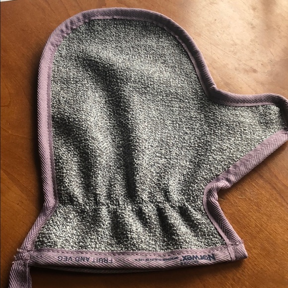 Norwex Other Norwex Veggie Scrub Mitt Last One Poshmark